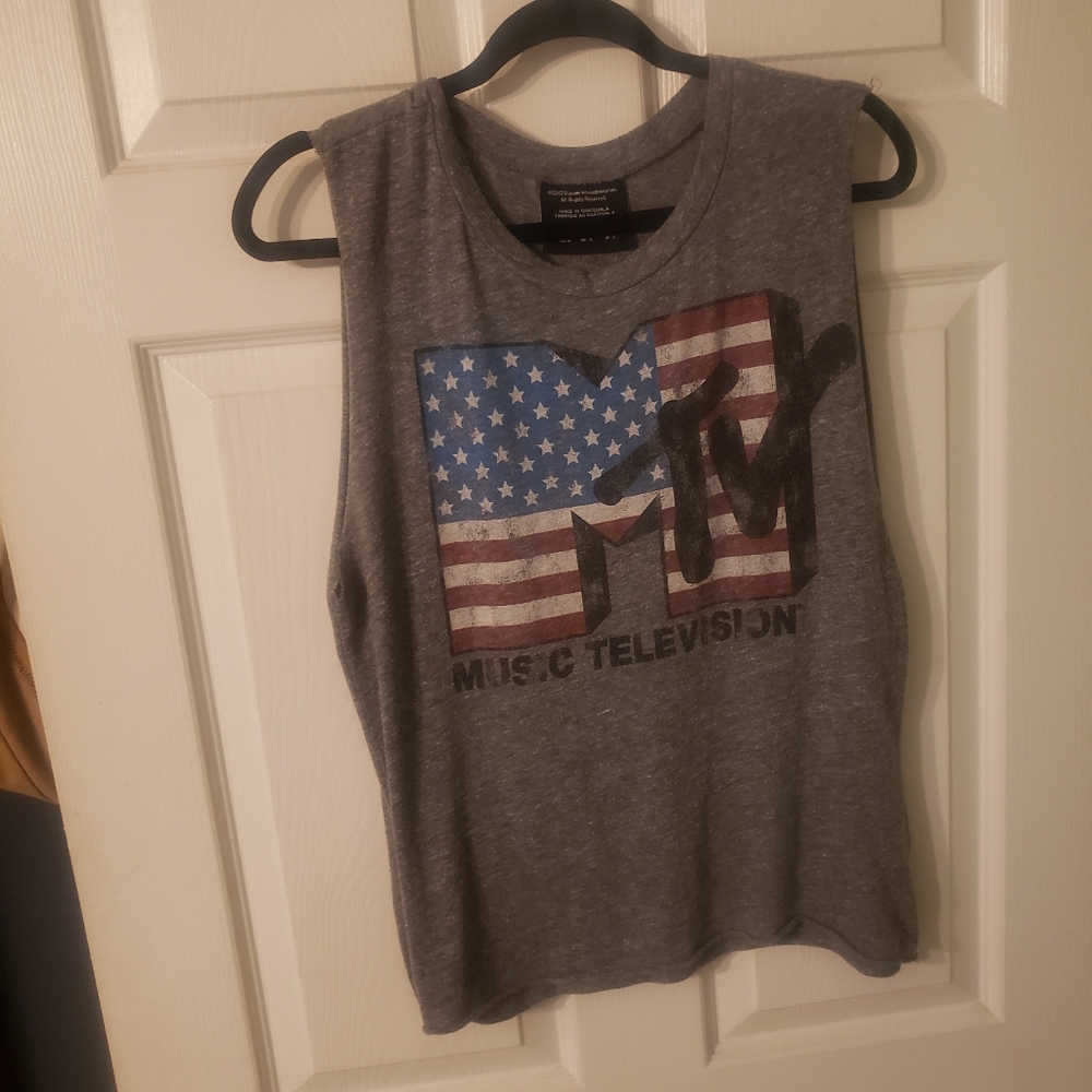 MTV logo sleeveless shirt